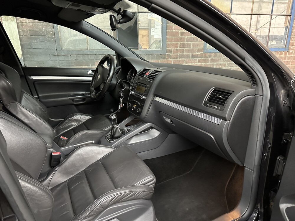 Volkswagen Golf V R32 3.2 V6 250PS 2006 -Orig. NL-, 81-SX-BK -Youngtimer-