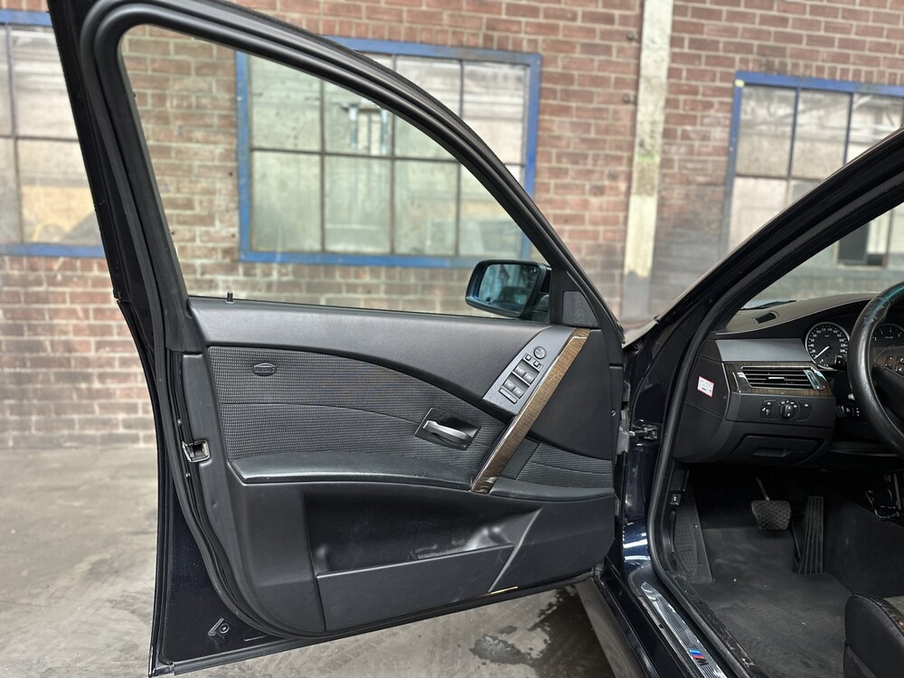 BMW 530i M-Sport Executive E60 5er 258PS 2006 -Youngtimer-