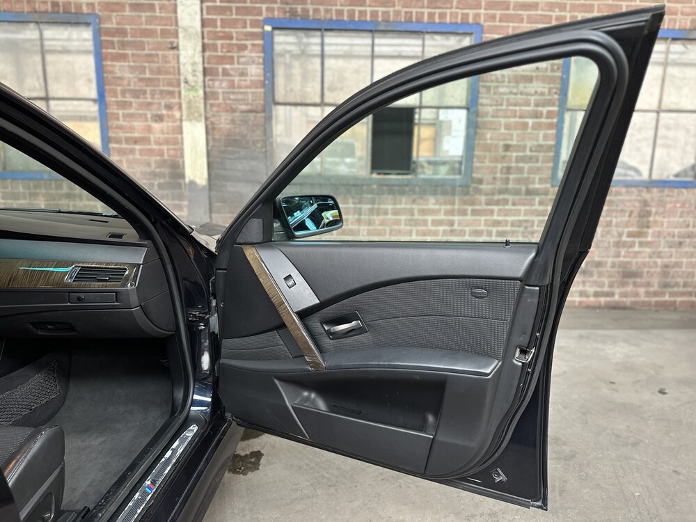 BMW 530i M-Sport Executive E60 5er 258PS 2006 -Youngtimer-
