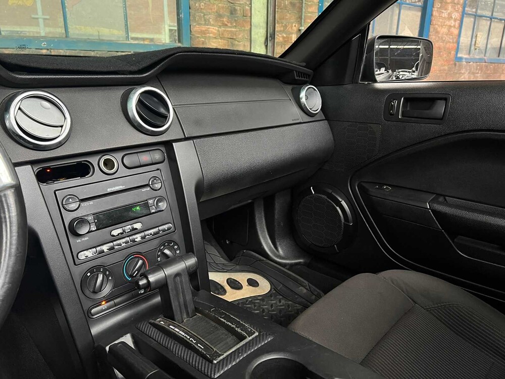 Ford Mustang 4.0 V6 Cabriolet 209PS 2007 -Youngtimer-