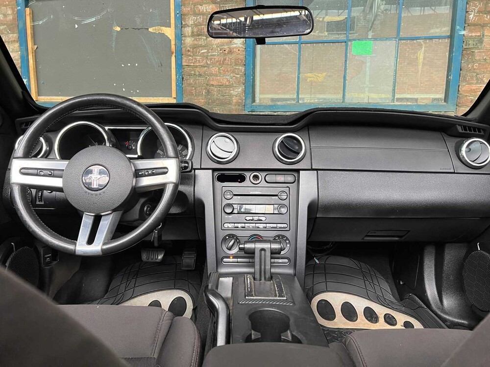Ford Mustang 4.0 V6 Cabriolet 209PS 2007 -Youngtimer-