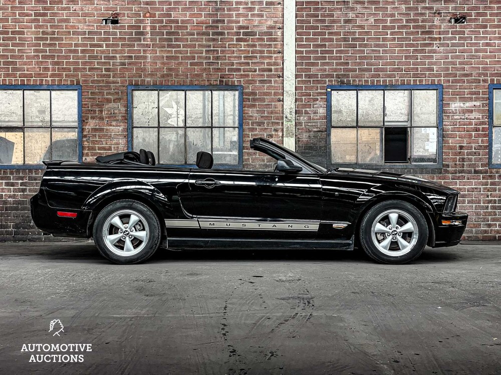 Ford Mustang 4.0 V6 Cabriolet 209PS 2007 -Youngtimer-