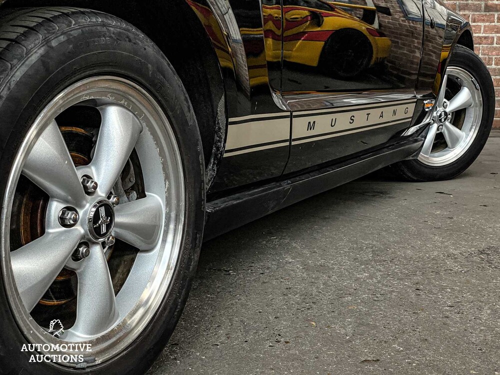 Ford Mustang 4.0 V6 Cabriolet 209PS 2007 -Youngtimer-