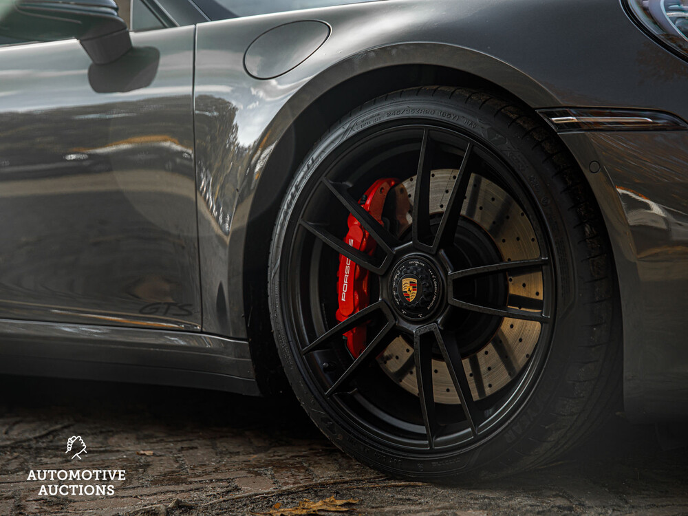 Porsche 911 992 Carrera 4 GTS 480pk -CARBON- 2023 Sport-Chrono Cabriolet -Fabrieksgarantie-