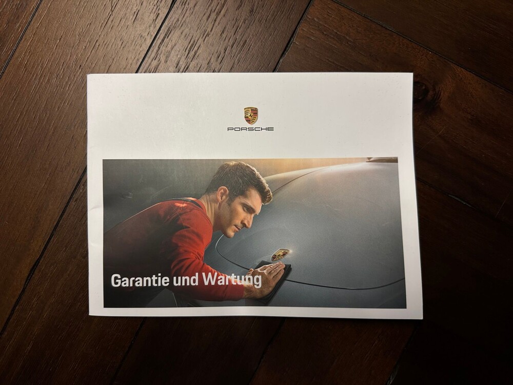 Porsche 911 992 Carrera 4 GTS 480pk -CARBON- 2023 Sport-Chrono Cabriolet -Fabrieksgarantie-