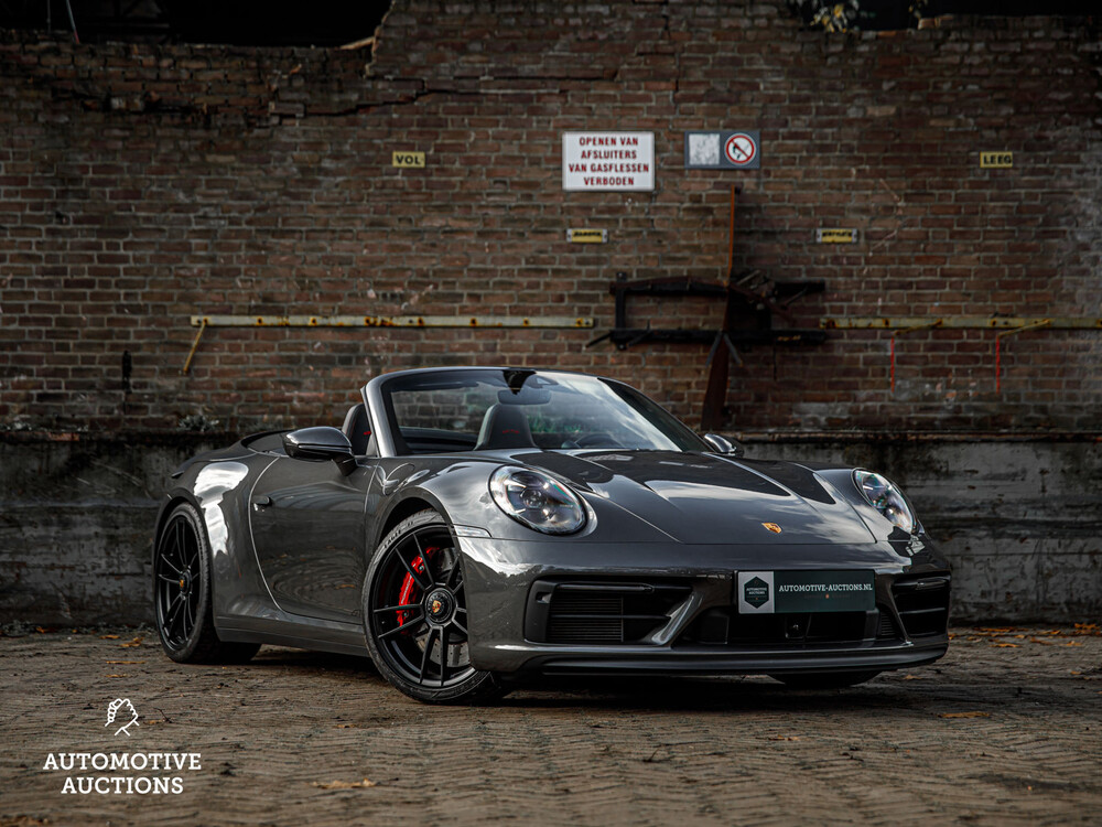 Porsche 911 992 Carrera 4 GTS 480pk -CARBON- 2023 Sport-Chrono Cabriolet -Fabrieksgarantie-