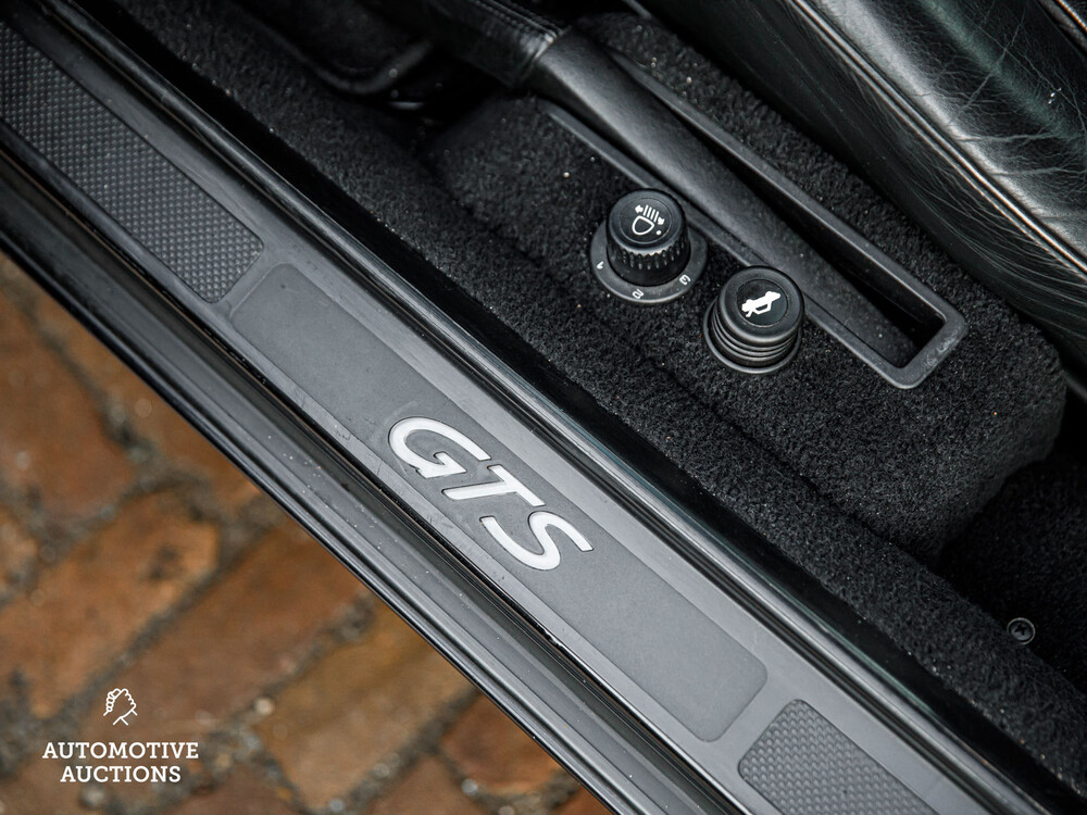 Porsche 928 GTS Coupé 5.4 -Handgeschakeld- 340pk 1994, 66-XK-NH