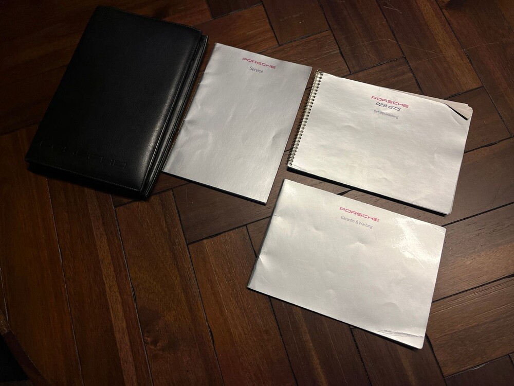 Porsche 928 GTS Coupé 5.4 -Handgeschakeld- 340pk 1994, 66-XK-NH