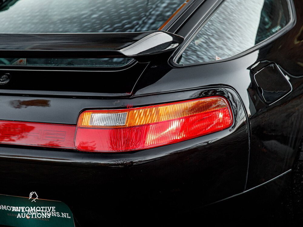 Porsche 928 GTS Coupé 5.4 -Handgeschakeld- 340pk 1994, 66-XK-NH