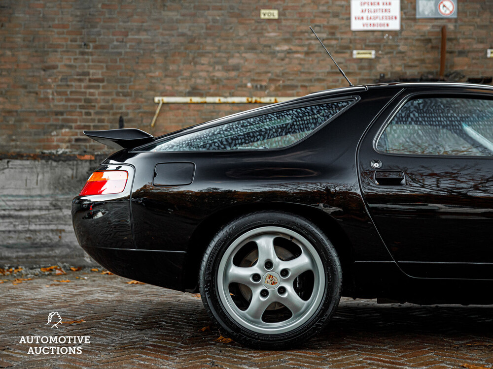 Porsche 928 GTS Coupé 5.4 -Handgeschakeld- 340pk 1994, 66-XK-NH