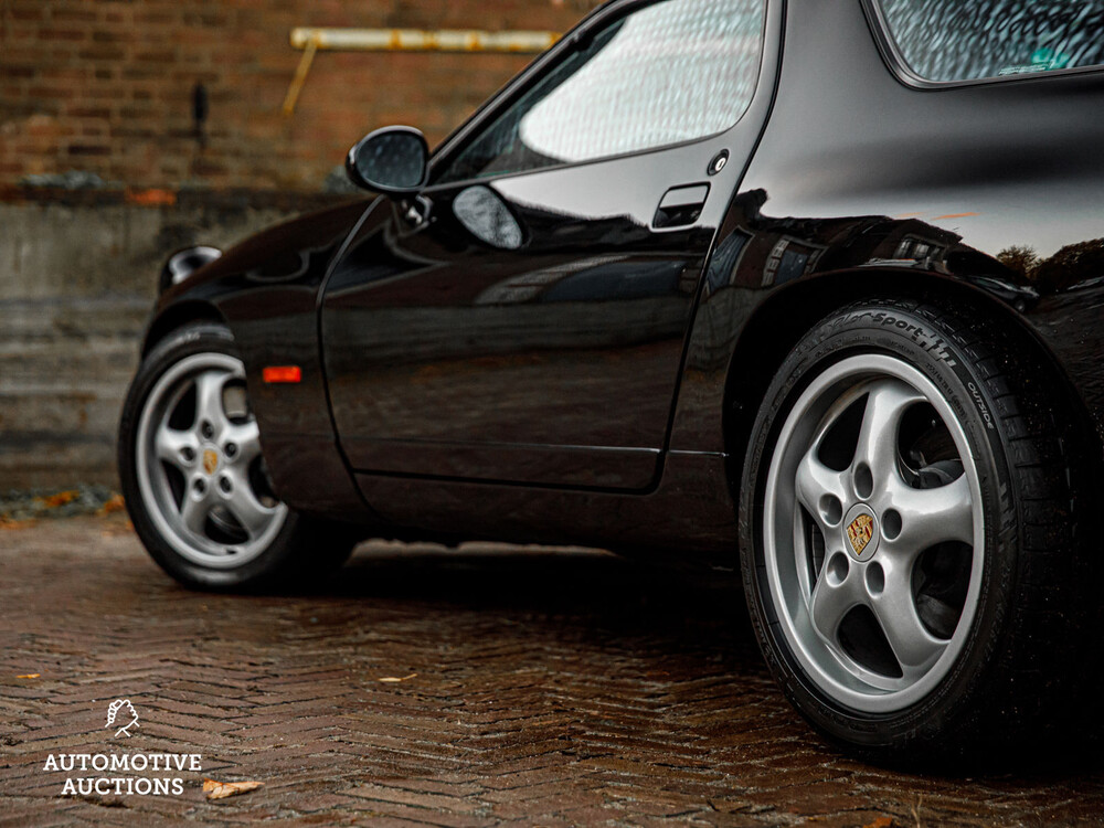 Porsche 928 GTS Coupé 5.4 -Handgeschakeld- 340pk 1994, 66-XK-NH