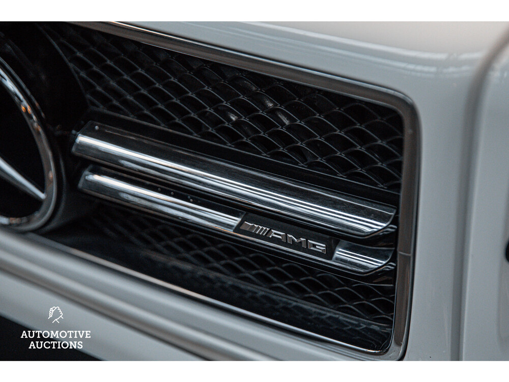 Mercedes-Benz G63 AMG 5.5 V8 G-Class 571hp 2015 