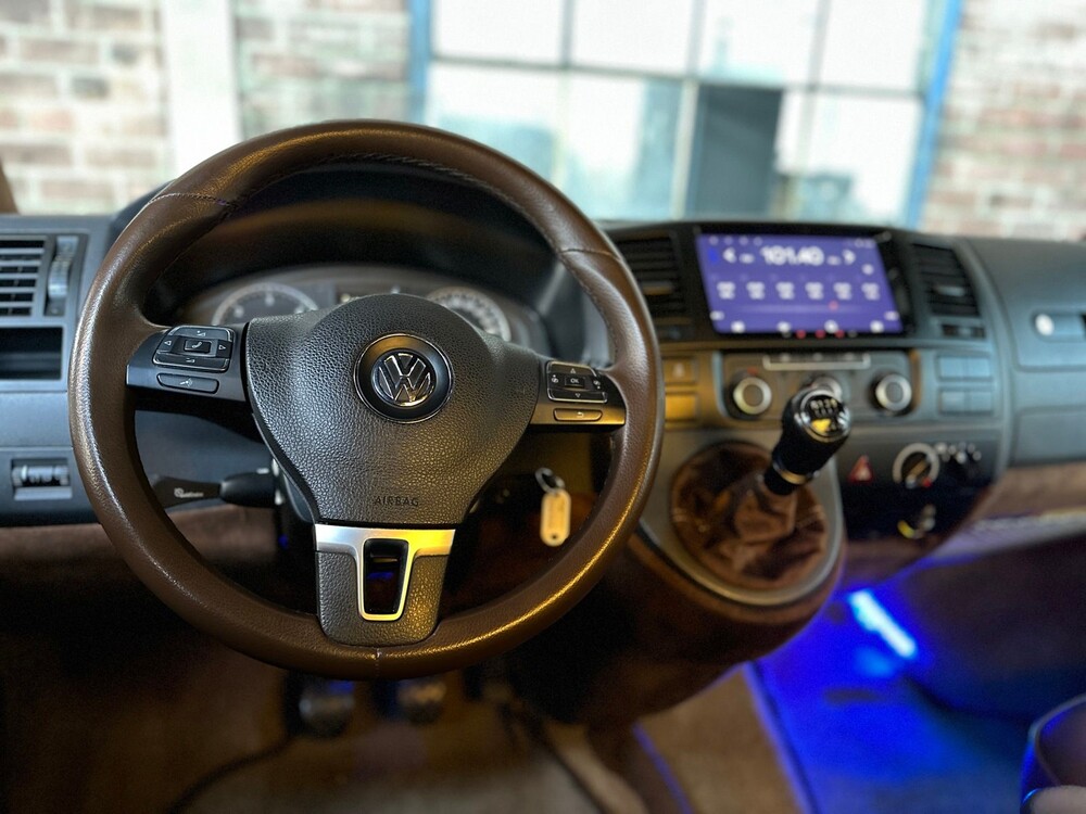Volkswagen Transporter Kombi -VIP- 2.0 TDI L2H1 Comfortline 140hp 2011, 34-ZGV-7