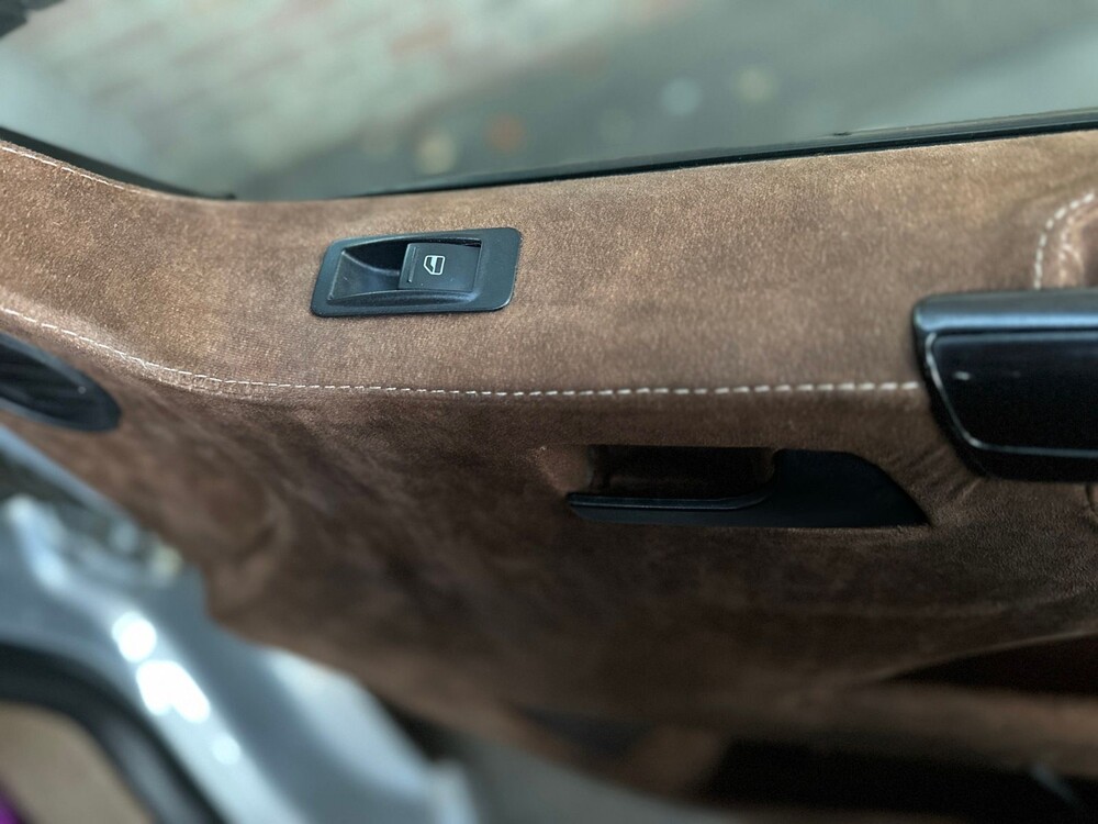 Volkswagen Transporter Kombi -VIP- 2.0 TDI L2H1 Comfortline 140hp 2011, 34-ZGV-7