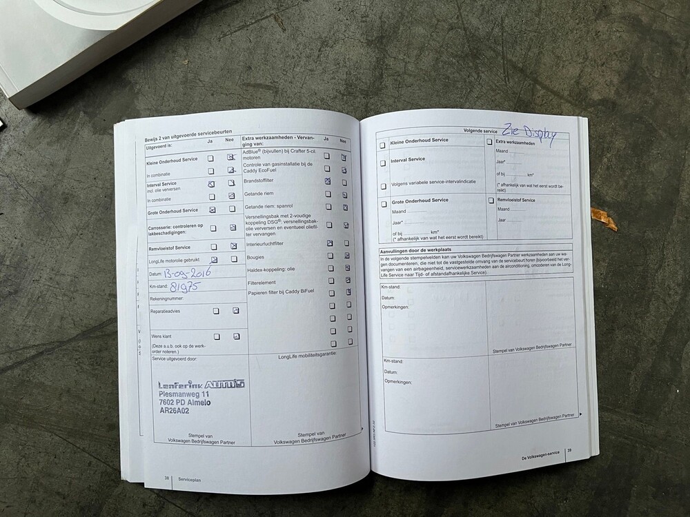 Volkswagen Transporter Kombi -VIP- 2.0 TDI L2H1 Comfortline 140hp 2011, 34-ZGV-7