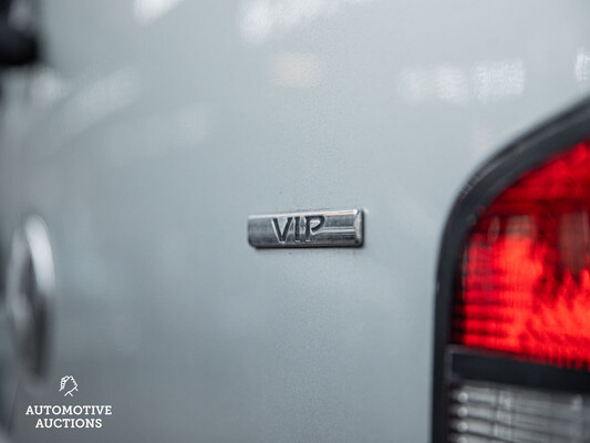 Volkswagen Transporter Kombi -VIP- 2.0 TDI L2H1 Comfortline 140pk 2011, 34-ZGV-7