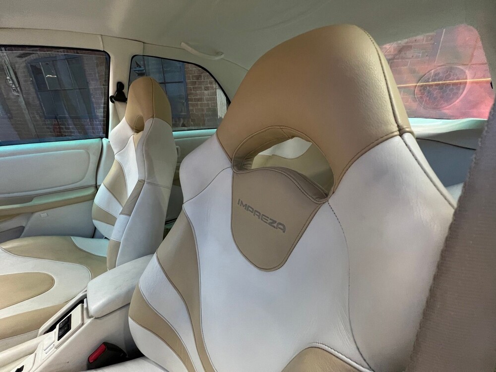 Subaru Impreza 2.0 GT AWD Turbo 555 Limited -WIDEBODY- 1998 -Orig. NL-, TH-FX-38