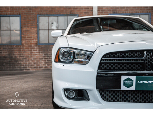 Dodge Charger SRT-8 6.4 V8 HEMI 477pk 2014, N-915-JF