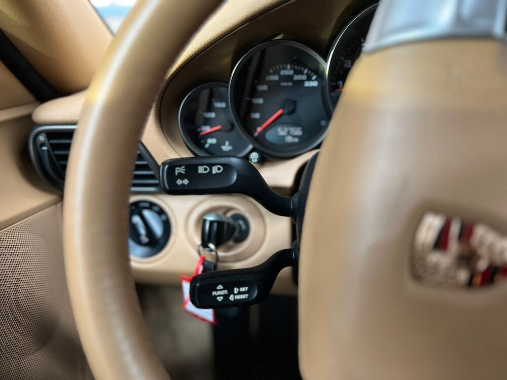 Porsche 911 997 Carrera 3.6 325hp 2006 -Youngtimer-