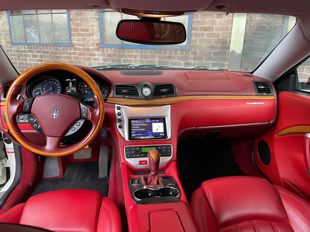 Maserati GranTurismo 4.2 V8 405hp 2008