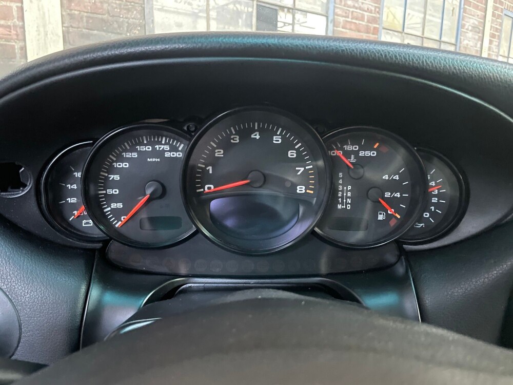 Porsche 911 996.2 Carrera Cabriolet 320hp 2002 -Youngtimer-