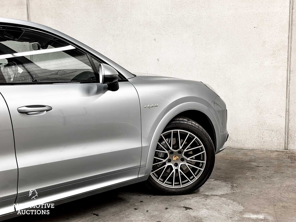 Porsche Cayenne Coupé 3.0 V6 E-Hybrid 470PS 2021 Sport-Chrono ORIG-NL, L-544-HL