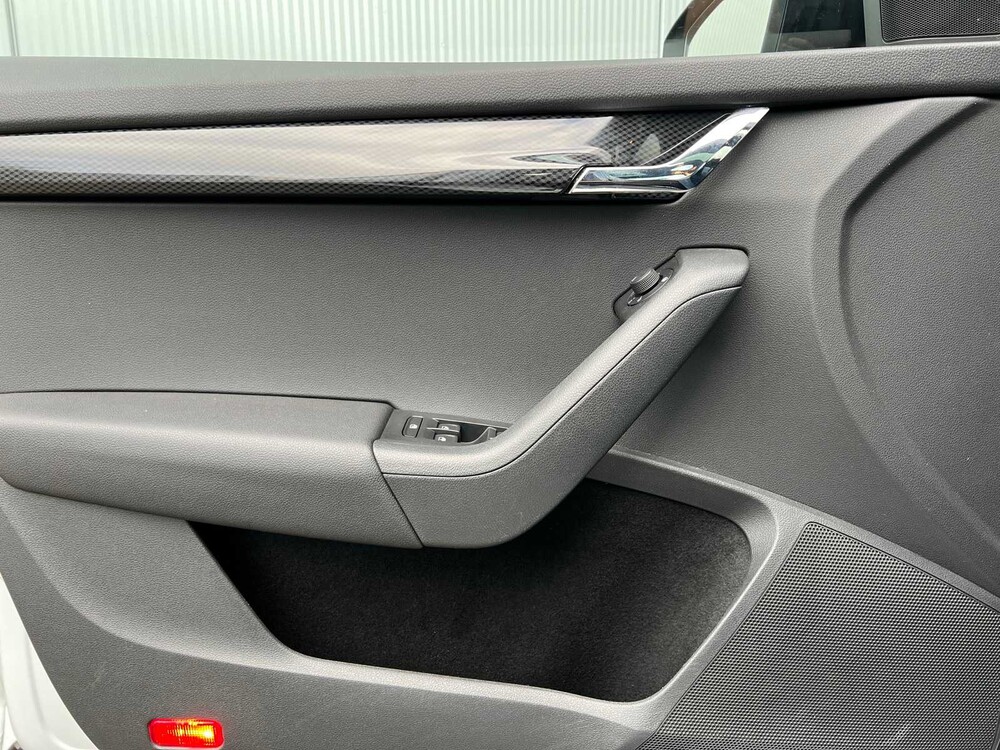 Skoda Octavia Combi 2.0 TDI RS 184PS 2016, KB-285-S