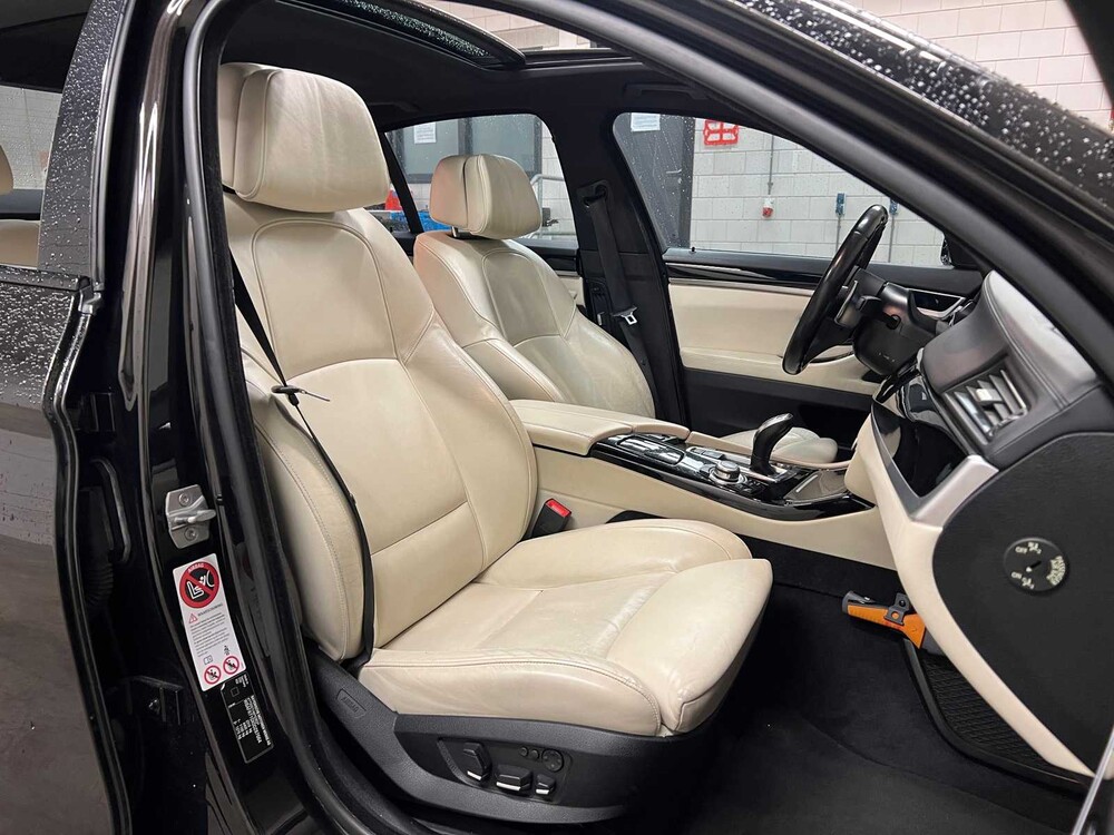 BMW 535i M-Sport High Executive F10 306PS 2013 5er, 5-KGZ-80