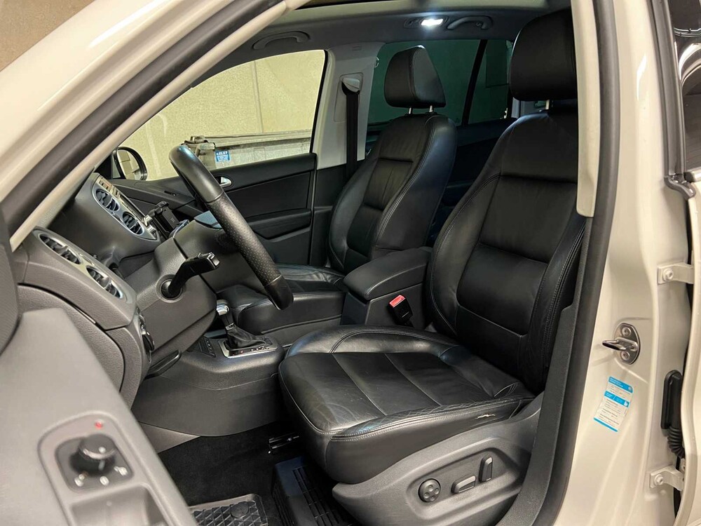 Volkswagen Tiguan R-Line 2.0 TSI Sport&Style 4Motion 200PS 2010, ZB-669-H