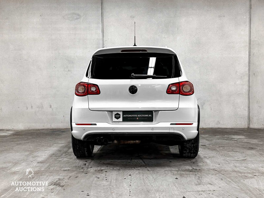 Volkswagen Tiguan R-Line 2.0 TSI Sport&Style 4Motion 200PS 2010, ZB-669-H