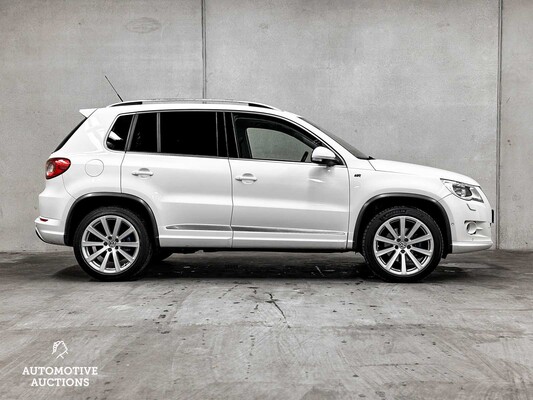 Volkswagen Tiguan R-Line 2.0 TSI Sport&Style 4Motion 200hp 2010, ZB-669-H