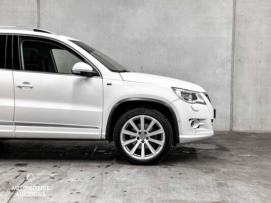 Volkswagen Tiguan R-Line 2.0 TSI Sport&Style 4Motion 200hp 2010, ZB-669-H