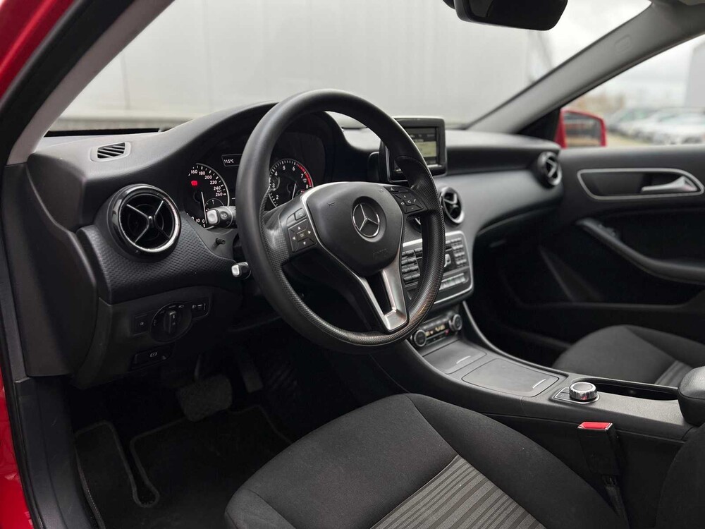Mercedes-Benz A180 Leasing Edition Ambition A-Klasse 122PS 2014, NZ-817-H