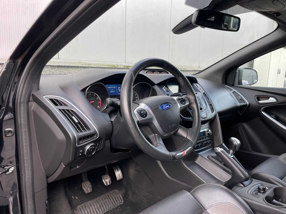 Ford Focus ST-3 2.0 EcoBoost 250PS 2014, K-925-DG