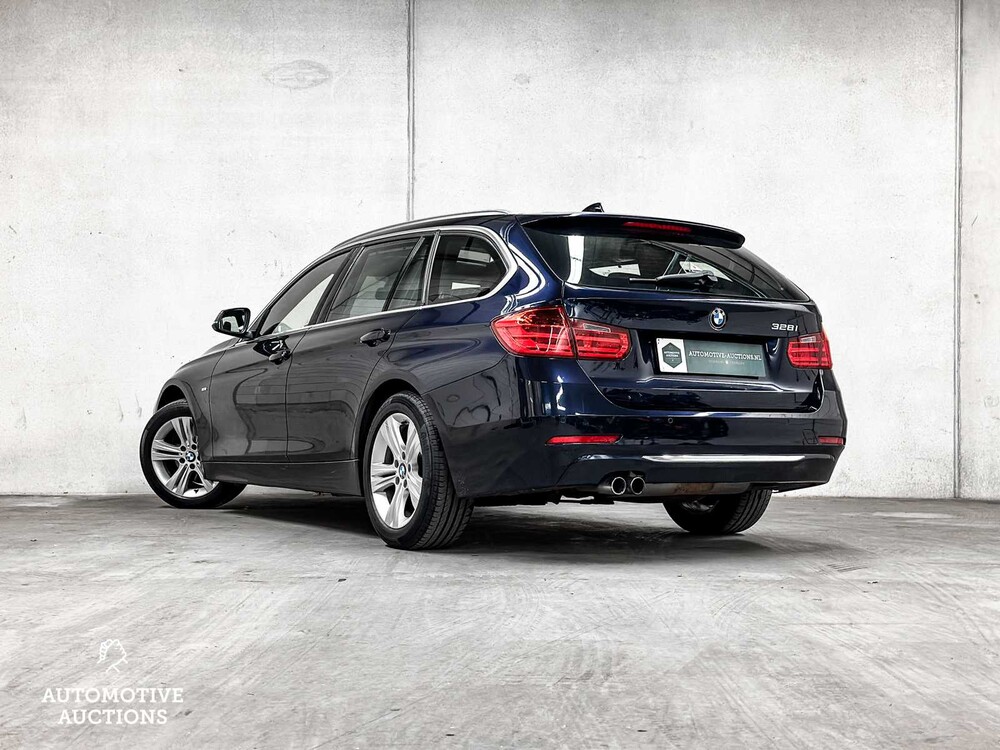 BMW 328i Touring High Executive F31 245PS 2013 3er, 1-STF-25