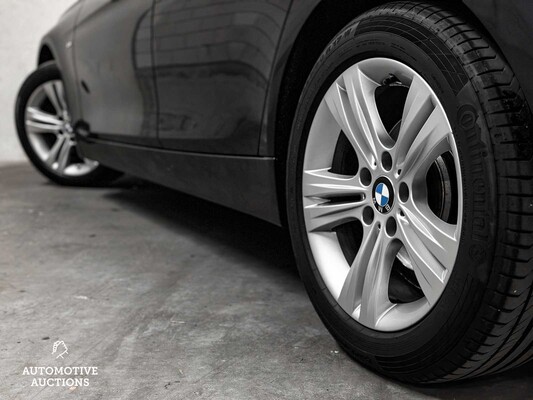 BMW 328i Touring High Executive F31 245hp 2013 3 Series, 1-STF-25