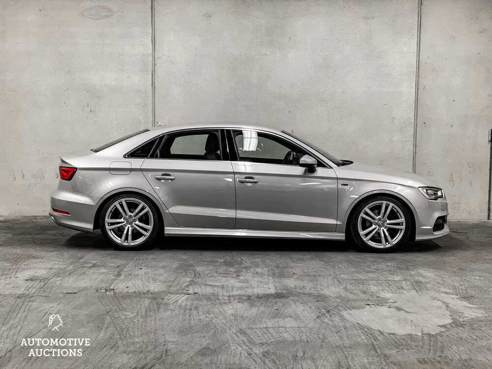 Audi A3 Limousine S-Line 1.4 TFSI 150PS 2014 -Orig. DE-, 6-XHD-73
