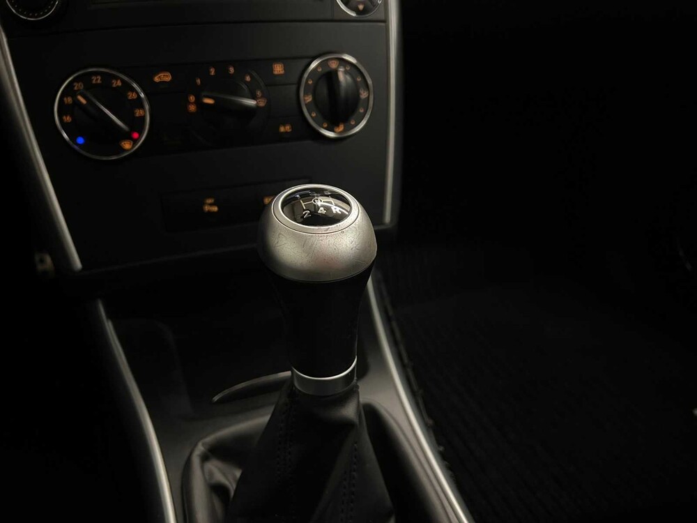 Mercedes-Benz B180 BlueEFFICIENCY Business CLass B-Klasse 116PS 2010 ORIG-GB, 16-LTH-9