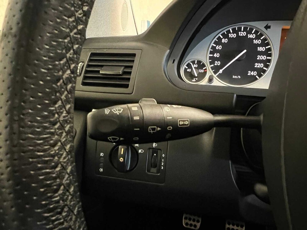 Mercedes-Benz B180 BlueEFFICIENCY Business CLass B-Klasse 116PS 2010 ORIG-GB, 16-LTH-9