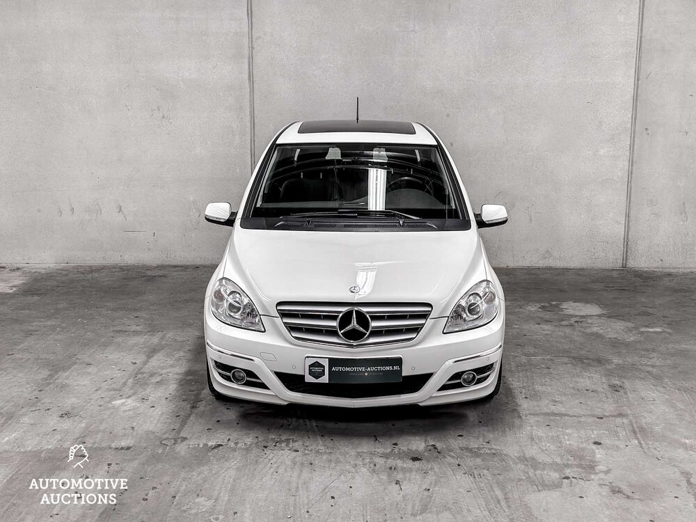 Mercedes-Benz B180 BlueEFFICIENCY Business CLass B-Klasse 116PS 2010 ORIG-GB, 16-LTH-9