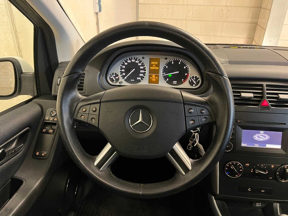 Mercedes-Benz B180 BlueEFFICIENCY Business CLass B-Klasse 116PS 2010 ORIG-GB, 16-LTH-9