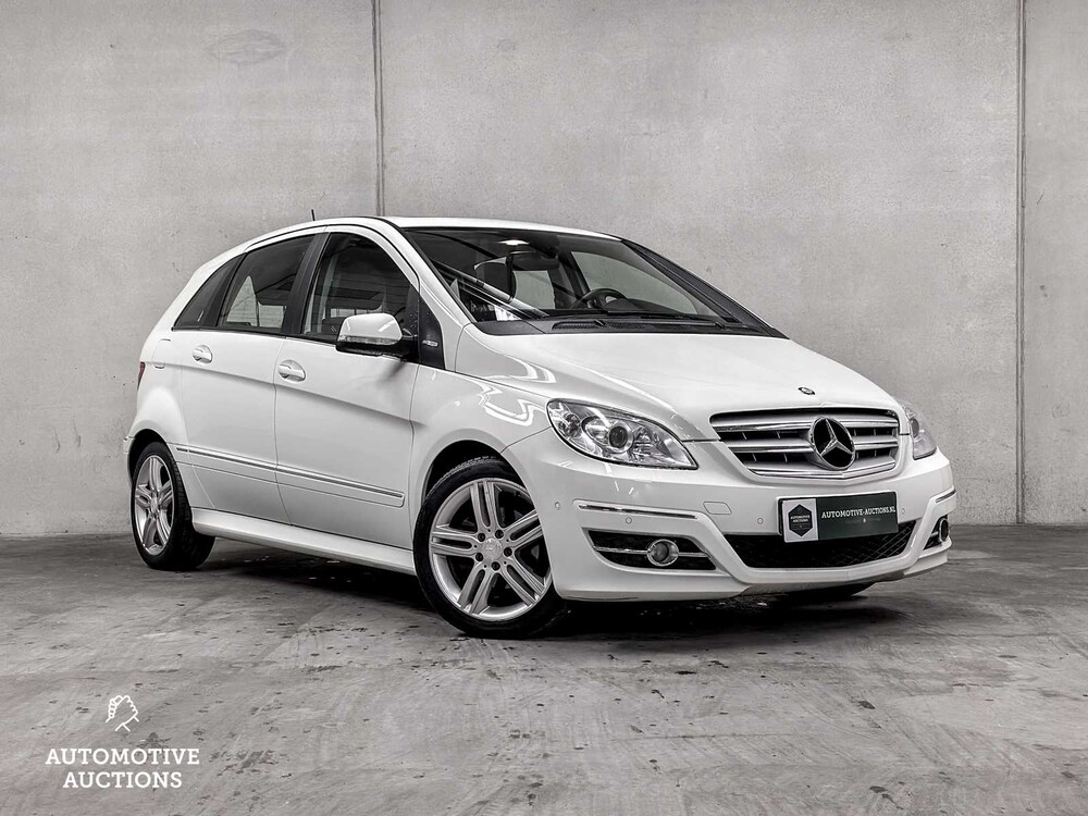 Mercedes-Benz B180 BlueEFFICIENCY Business CLass B-Klasse 116PS 2010 ORIG-GB, 16-LTH-9