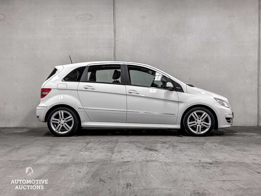 Mercedes-Benz B180 BlueEFFICIENCY Business CLass B-Klasse 116PS 2010 ORIG-GB, 16-LTH-9