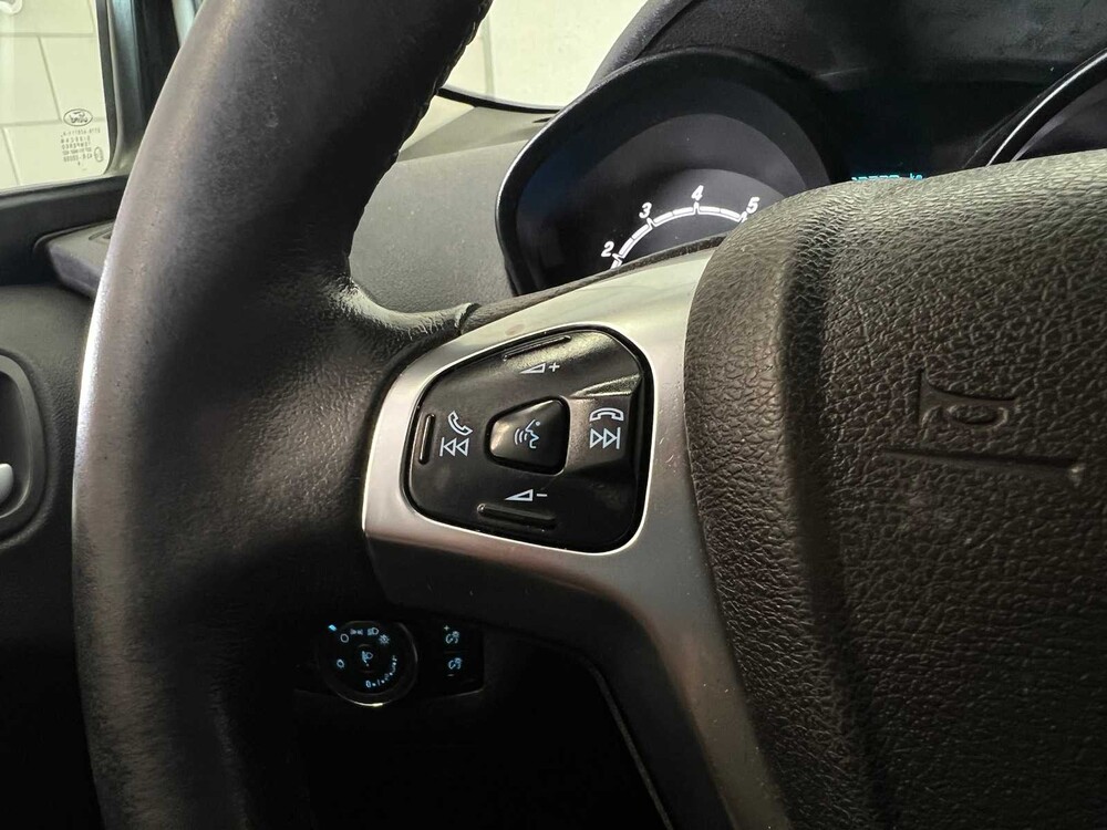 Ford Transit Courier 1.0 Trend 101PS 2017, VZK-87-X