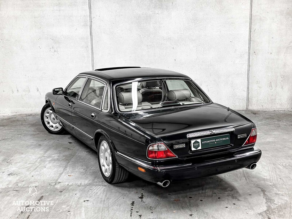 Daimler Super V8 4.0 363hp 1998, SZ-GX-55