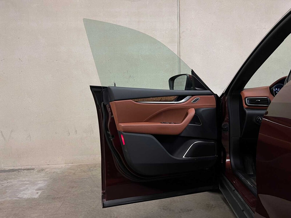 Maserati Levante GranLusso 3.0 V6 S AWD 430PS 2017 ORIG-NL, NG-616-F