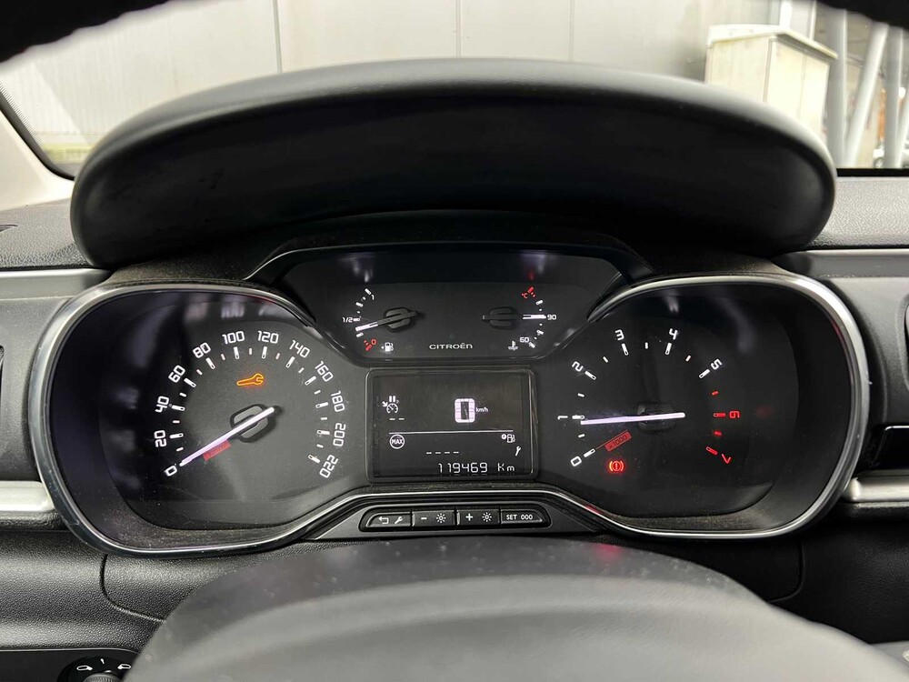 Citroen C3 1.2 PureTech S&S Shine 110PS 2018 -Orig. NL-, XB-639-D