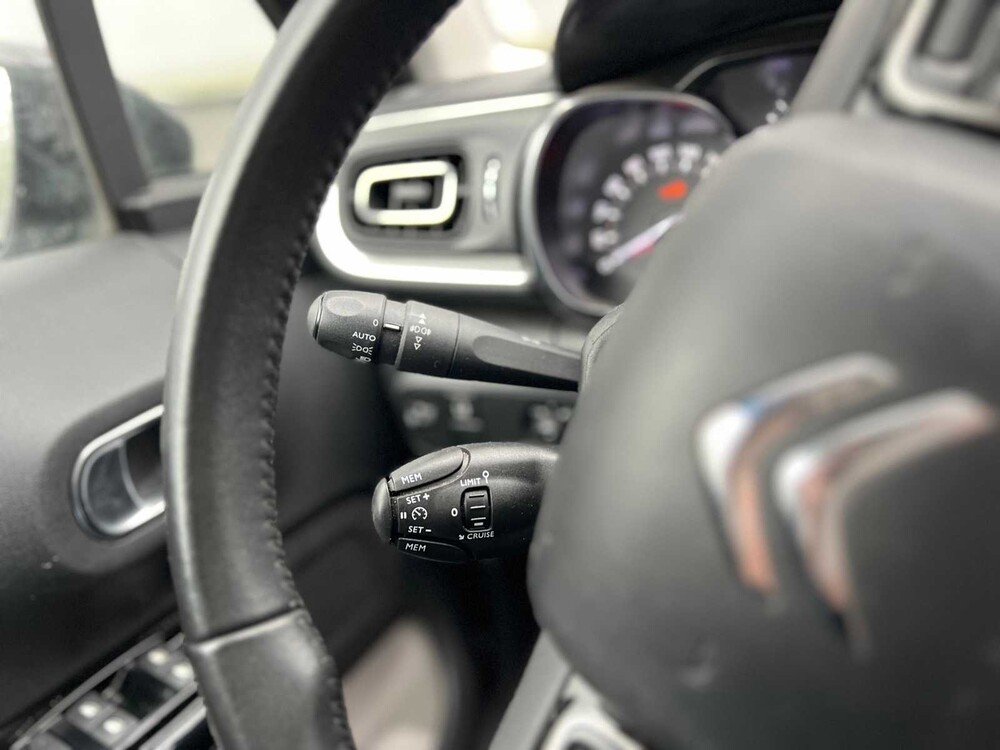 Citroen C3 1.2 PureTech S&S Shine 110PS 2018 -Orig. NL-, XB-639-D