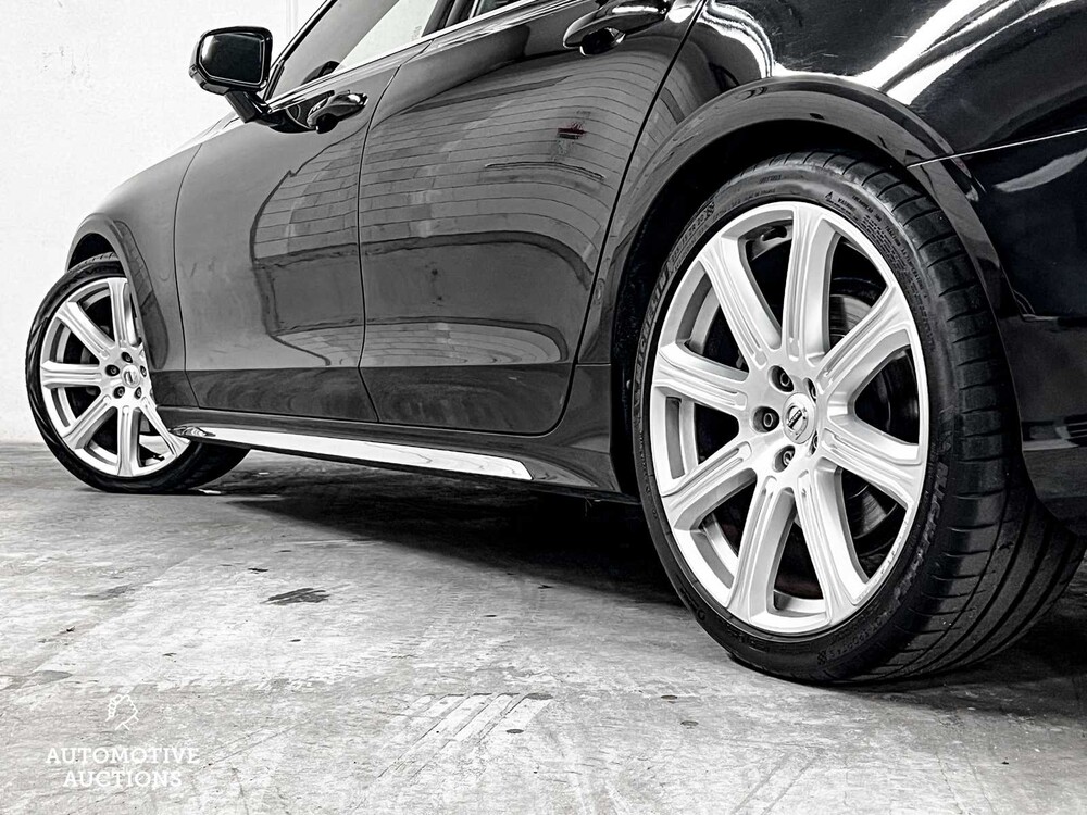 Volvo V90 2.0 D4 Momentum 190PS 2017 -Orig. NL-, NB-007-J