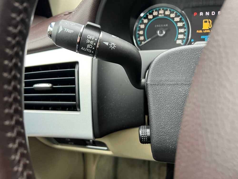 Jaguar XF Sportbrake 3.0D V6 S Premium Business Edition 324PS 2013, 1-TLN-47